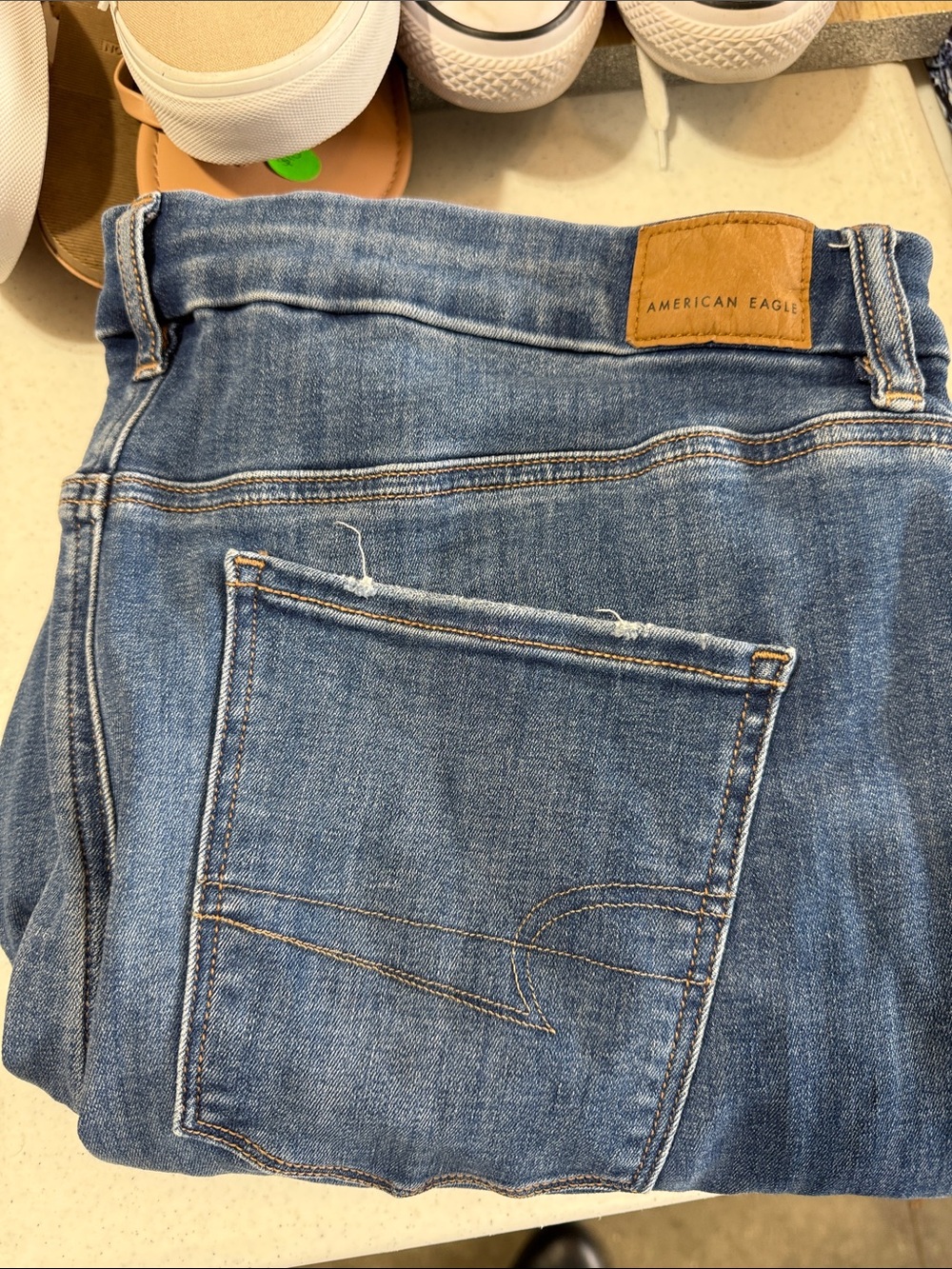 American Eagle Outfitters Women’s Medium Blue Skinny Jeans
